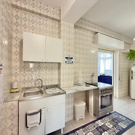 Merlo Homes Attico 公寓 *